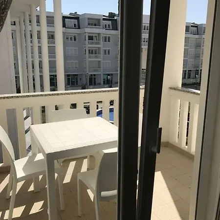 Privat Te Grand Europa * Velipojë